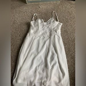 Never been worn, in good condition